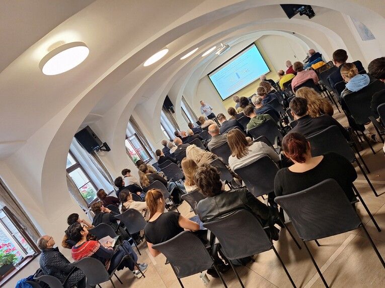 Sto let kvantové teorie: co vlastně říká o světě?