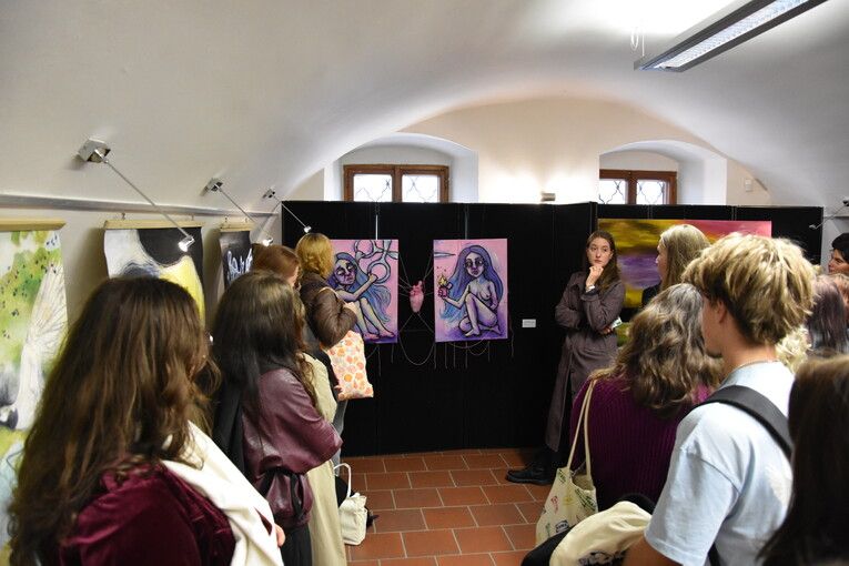 Studenti z Plzně a Osnabrücku boří hranice v Galerii Evropského domu