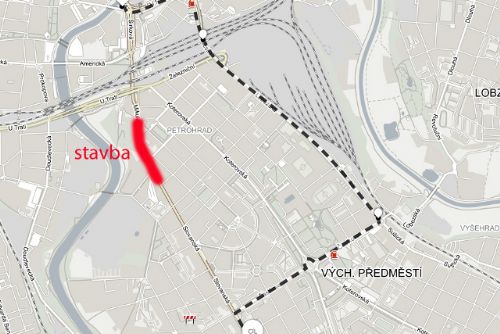 Foto: Upozornění na blížící se uzavírku Slovanské ulice a Mikulášského náměstí
