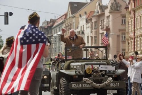 Foto: Tři američtí a čtyři belgičtí veteráni přijedou do Plzně na Slavnosti svobody