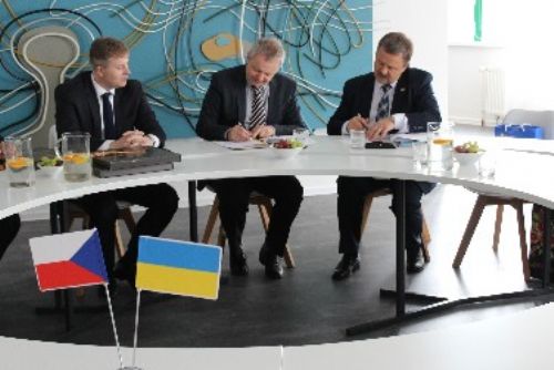 Foto: ZČU podepsala smlouvu o spolupráci s ukrajinskou NAEK Energoatom