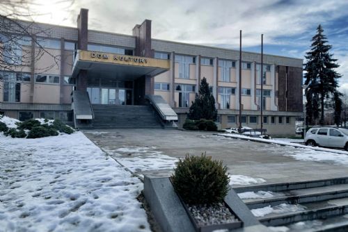 Foto: Klatovská nemocnice očkuje nově v kulturním domě Družba