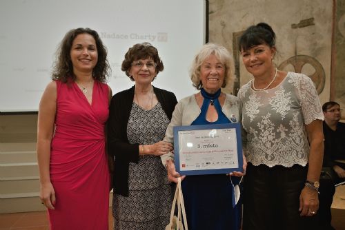 Foto: Klub aktivních seniorů Agentury DoRA má bronz v Seniorovi roku