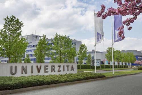 Foto: Koronavirus zvýšil v Plzni zájem o vysokoškolské koleje