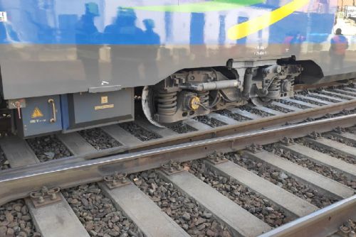 Foto: Na nádraží v Plzni vykolejil prázdný vagon