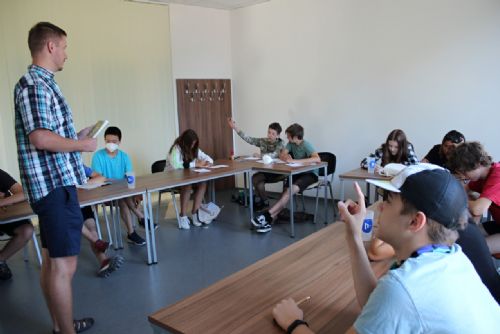 Foto: Na Západočeské univerzitě probíhají letní doučovací kurzy 