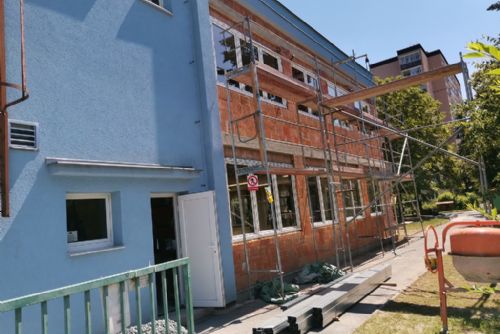 Foto: Plzeň opravuje během prázdnin své základní a mateřské školy  
