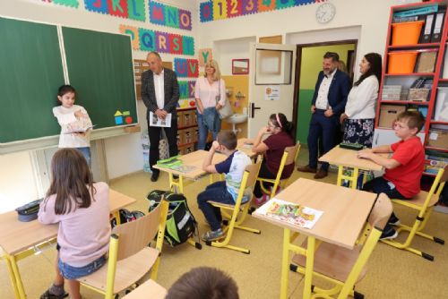 Foto: Škola pro zrakově postižené a vady řeči má nové prostory 