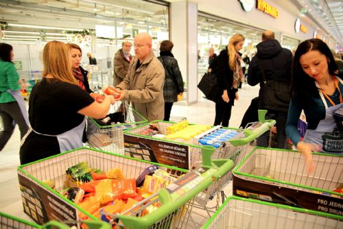 Foto: V Plzeňském kraji se v sobotu do Národní potravinové sbírky zapojí 36 obchodů 