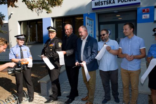 Foto: V Plzni se otevřela nová služebna Městské policie Plzeň – Doubravka