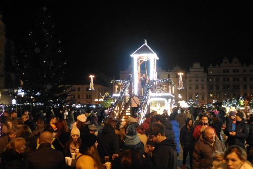 Foto: Vánoční trhy v Plzni byly slavnostně zahájeny