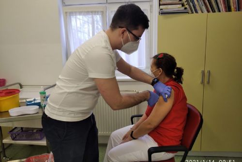 Foto: Většina zařízení pro seniory v Plzni už má naočkováno, či v nich vakcinace vrcholí