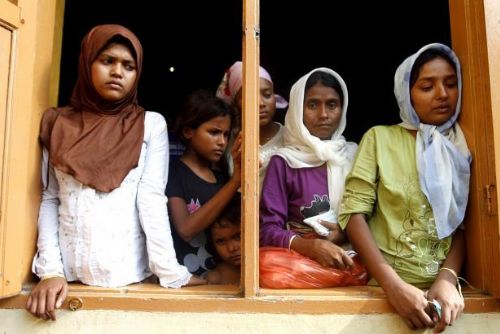 Foto: Bangladéš chce vystěhovat tisíce Rohingů na ostrov