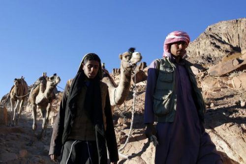 Foto: Beduíni na Sinaji úspěšně válčí s Islámským státem. Bez násilí