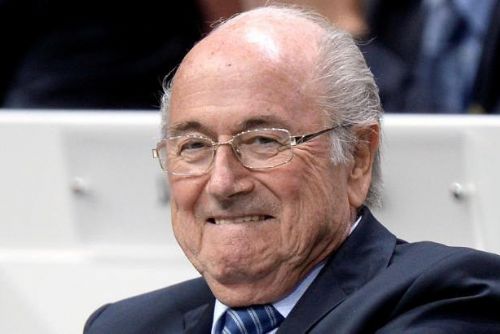 Foto: Blatter ustál skandál a bude nadále v čele FIFA