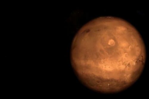 Foto: „Blízká“ setkání s Marsem. Planeta se přiblížila na mimořádnou vzdálenost