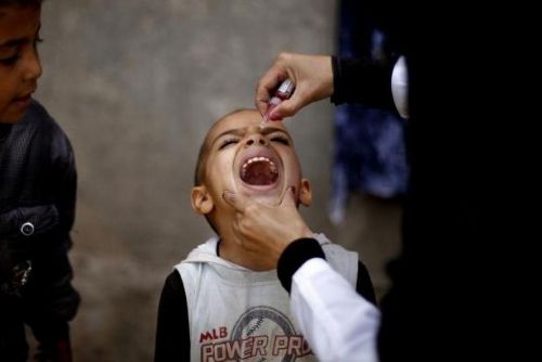 Foto: Boje v Jemenu zasahují zdravotnictví a ohrožují miliony tamních dětí