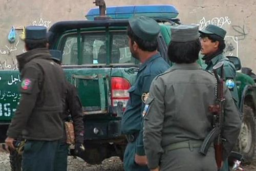 Foto: Bojovník Talibanu zabil deset afghánských policistů