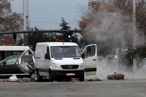 Foto: Bombový poplach na letišti v Sofii byl falešný