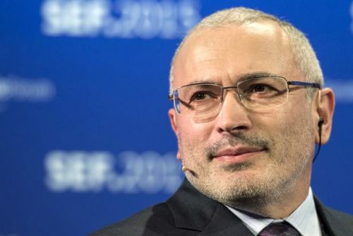 Foto: Chodorkovskij zřejmě požádá o azyl v Británii. Zatykač je podle něj Putinova pomsta