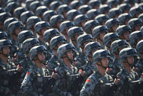 Foto: Čínskou armádu čeká reforma. Má ukončit její zastaralé vedení v sovětském stylu