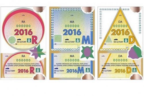 Foto: Dálniční známky budou do tří let elektronické. Papírové na rok 2016 změní tvar