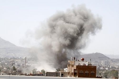 Foto: Desítky mrtvých na svatbě v Jemenu – Saúdy vedená koalice prý udeřila omylem