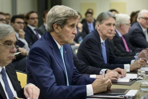 Foto: Dohoda s Íránem? Lavrov hyří optimismem, Kerry už méně