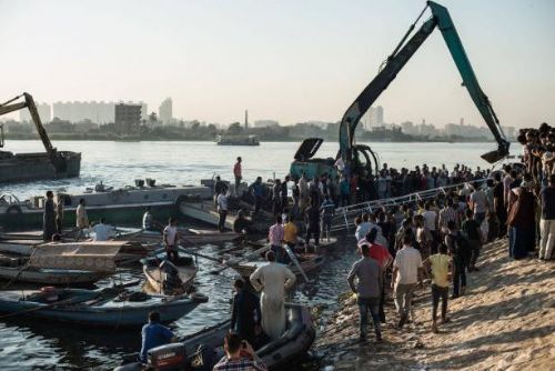 Foto: Dvě desítky lidí zemřely při srážce lodi a člunu na Nilu