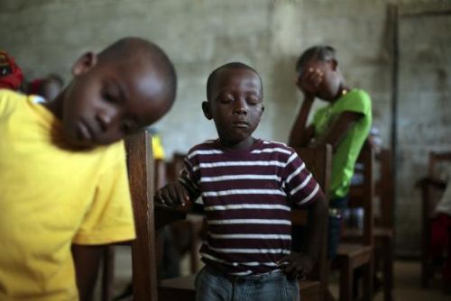 Foto: Ebola připravila tisíce malých Afričanů o rodiče