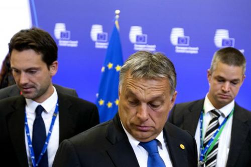 Foto: Evropský tisk: Summit řešení nepřinesl, napětí mezi členy EU trvá