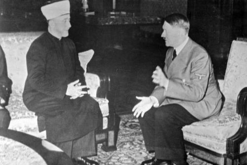 Foto: Hitler likvidoval Židy na radu jeruzalémského muftího, provokuje Netanjahu
