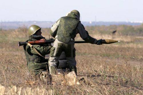 Foto: I přes příměří se na východě Ukrajiny dál střílí