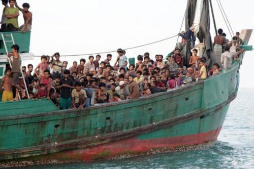 Foto: Indonésie a Malajsie prý pomohou migrantům, kteří uvízli na moři