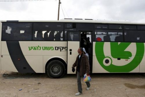 Foto: Izrael zrušil oddělené autobusy pro Židy a Palestince