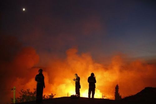 Foto: Jih Evropy v plamenech. Chorvatsko zřejmě vyhlásí výjimečný stav