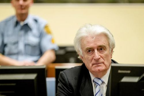 Foto: Karaždič byl za Srebrenici odsouzen ke 40 letům vězení