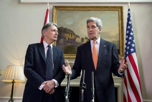 Foto: Kerry o syrské krizi: Asad nemusí končit hned „první den“