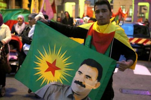 Foto: Kurdové chtějí jednat s Tureckem o míru, obrátili se na EU a USA