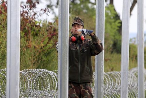 Foto: Maďarsko uzavře zelenou hranici s Chorvatskem