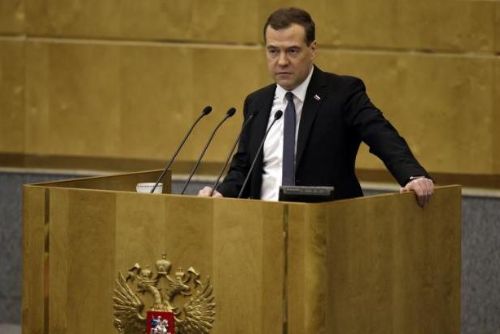 Foto: Medvěděv: Pokud Ukrajina nebude platit dluhy, budeme tvrdí