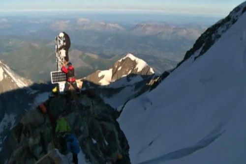 Foto: Mont Blanc je pod dohledem