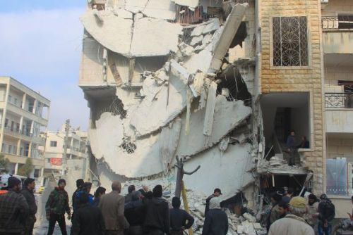 Foto: Nálety v syrském Idlíbu zabily desítky lidí, útočili pravděpodobně Rusové