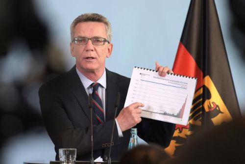 Foto: Německý ministr navrhuje rozhodovat o přijímání migrantů už na hranicích