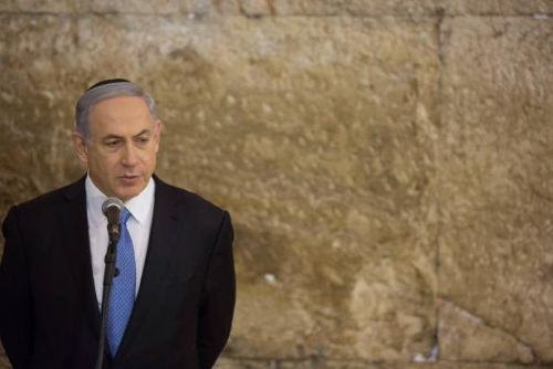 Foto: Netanjahu po vítězství zkrotl, omlouvá se izraelským Arabům