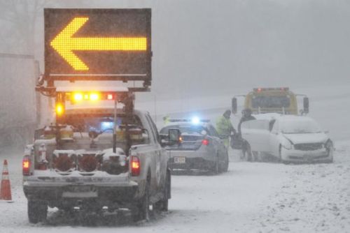 Foto: New York, Washington a celý východ USA ochromila sněhová bouře