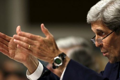 Foto: Obalamutili vás, slyšel Kerry v Kongresu kvůli dohodě s Íránem