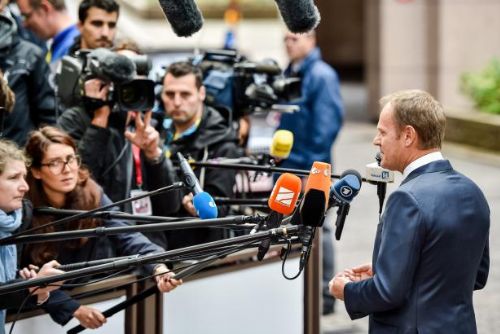 Foto: On-line přenos: Začal mimořádný summit EU, podle Tuska je v sázce budoucnost Schengenu