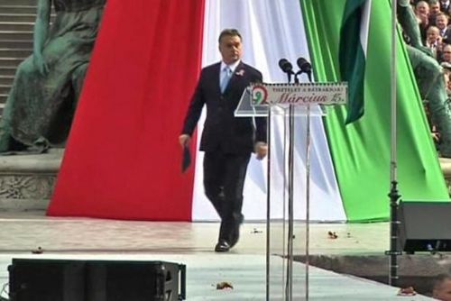 Foto: Orbánova vláda ztrácí sílu, hlasy voličů si připsala opozice