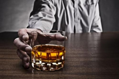 Foto: Otrokem přemíry alkoholu se v Česku stává každý dvanáctý
